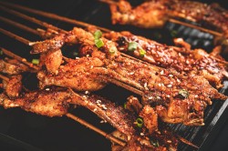 爆烤社烧烤加盟