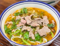 鲜好婆生烫牛肉米线加盟