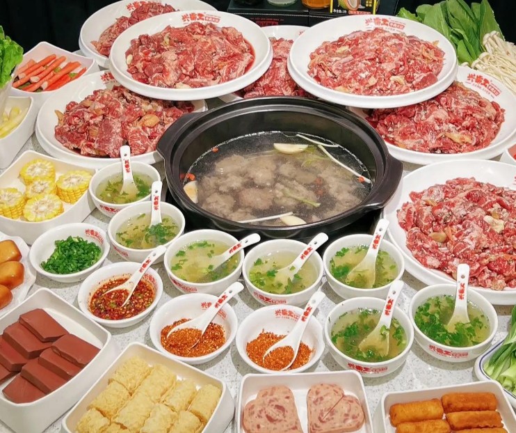 没经验也能开火锅店？兴霸王牛肉火锅加盟有何优势？
