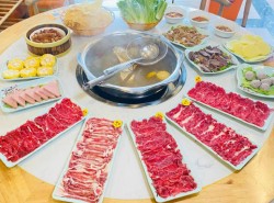 鲜牛道潮汕现切牛肉火锅加盟