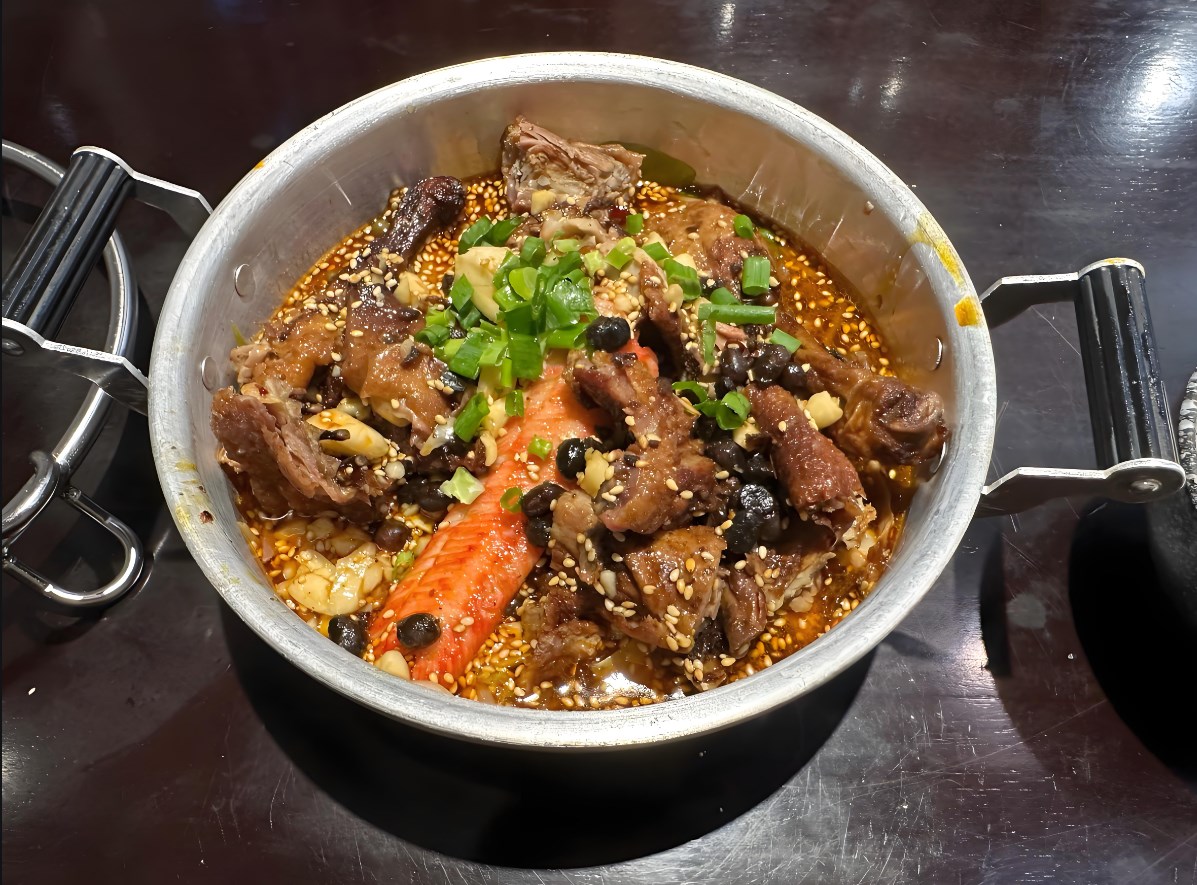 三牛冒菜加盟要求高不高？创业压力吗？