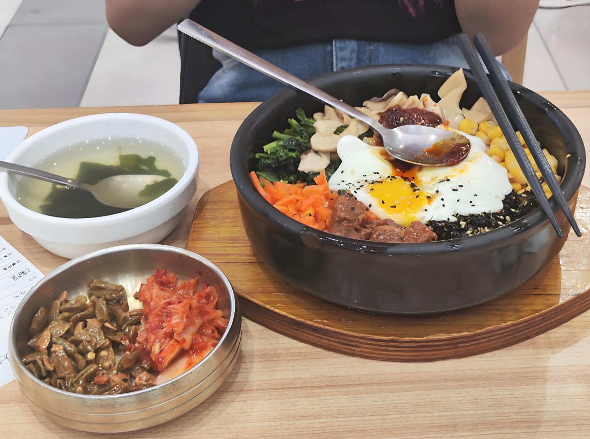 喜福宫拌饭加盟好不好？发展前景如何？