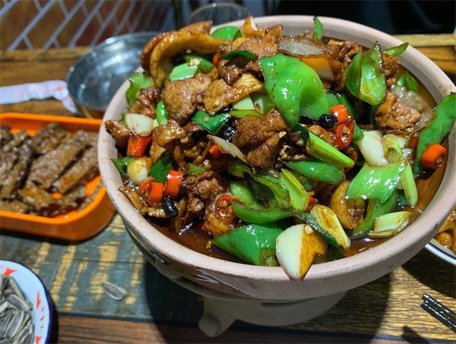 一道湘辣椒炒肉加盟有市场吗？现在加盟如何？