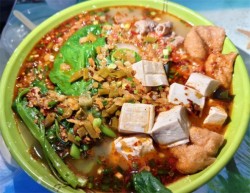 香约宝椒麻辣烫加盟