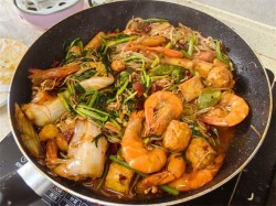 尚泰麻辣香锅加盟