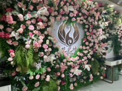 花之吻美容院加盟