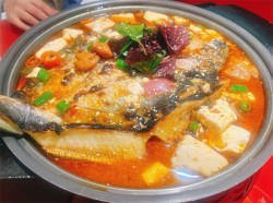 岭鲜一条鱼豆花烤鱼加盟