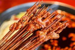 谢萍萍鲜牛肉串串火锅加盟