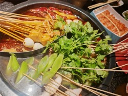 好吃牛串串火锅加盟