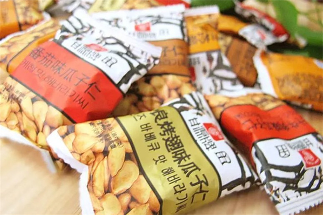 加盟俏吧零食需要多少钱？加盟投资成本高吗？