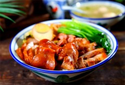 潮蹄现卤猪脚饭