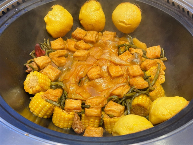 拾来运转铁锅炖加盟费需要多少钱？