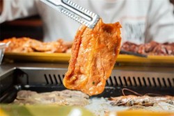 鼎极轩海鲜烤肉自助加盟