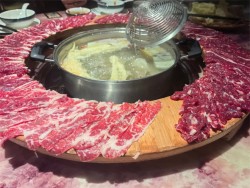 渝老四鲜切牛肉火锅