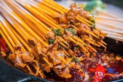 烫朝串串火锅