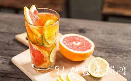 潜水艇奶茶加盟