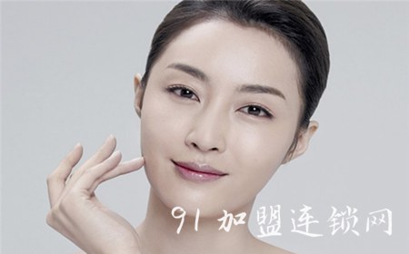 八白芳祛斑祛痘加盟费用怎么样？优势多没有经验者也可轻松加盟创业