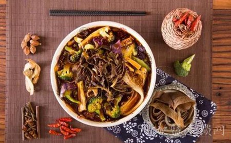 川味源冒菜加盟