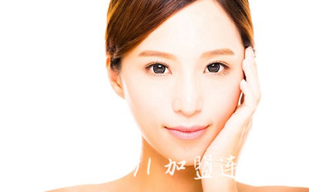 百年吴越祛痘加盟费用怎么样？用实力做青年人的朋友