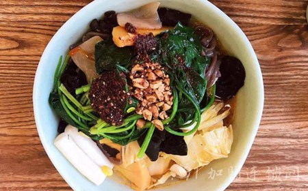 一屋之煮麻辣烫加盟费用 一屋之煮麻辣烫加盟费用