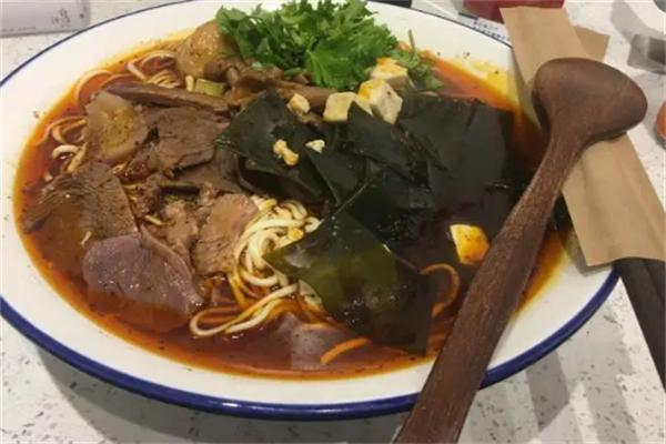 牛上牛牛肉面