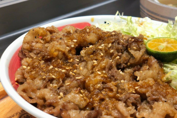 特府神牛烧肉饭