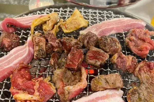 永安里地摊烤肉