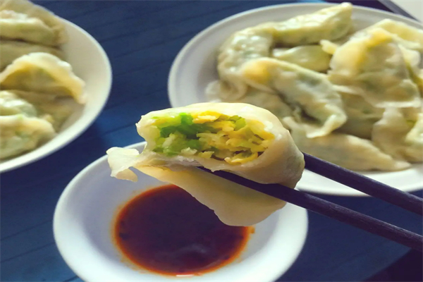 西葫芦鸡蛋煎饺