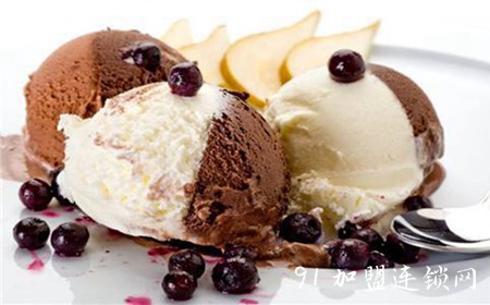 百纯冰淇淋加盟优势和支持有哪些