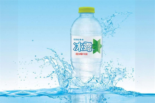可口可乐冰露水