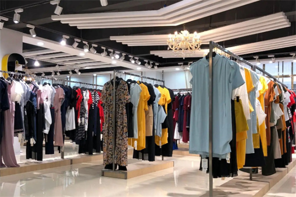 衣品折扣店女装加盟