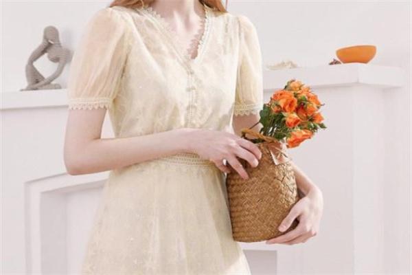 兰谷潮流女装加盟