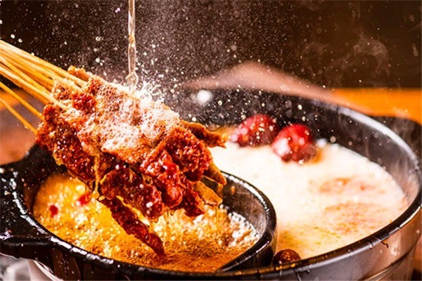 馋一口串串香加盟