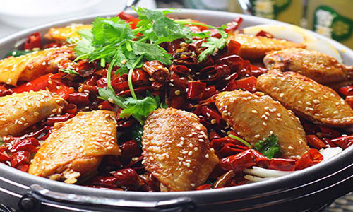 巴蜀麻辣香锅加盟滋味纯正，适合现代人对健康的要求