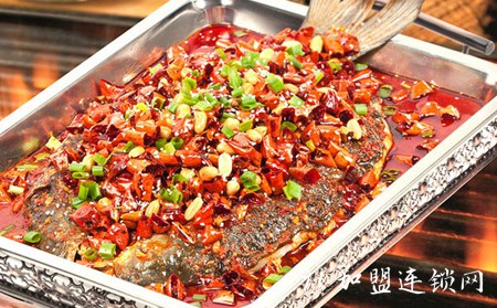 万州烤鱼人受人热捧越来越多的人开始喜爱这一项目