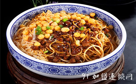 何厨道味炸酱面加盟店优势让创业吸金更简单