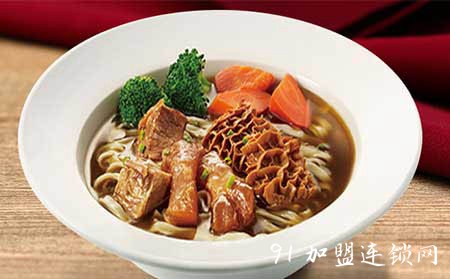 志瑞祥牛肉面加盟店人气是美食根基