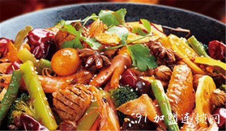 椒艳时光麻辣香锅加盟味道好一对一教学包教包会收益可期